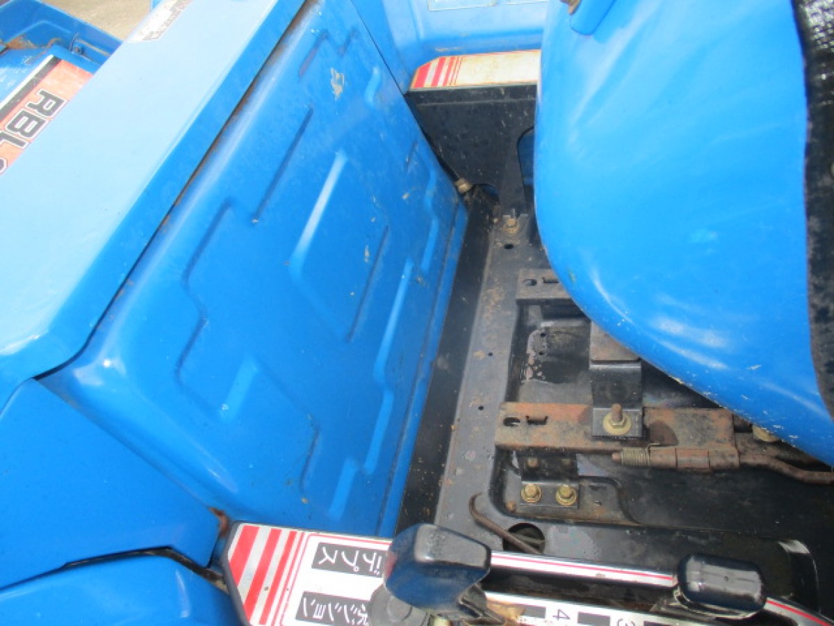 ЯПОНИЯISEKI LandLeader 215 / AutoFuji