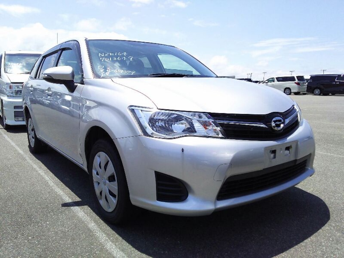 Fielder 4wd. Toyota Fielder 4wd.