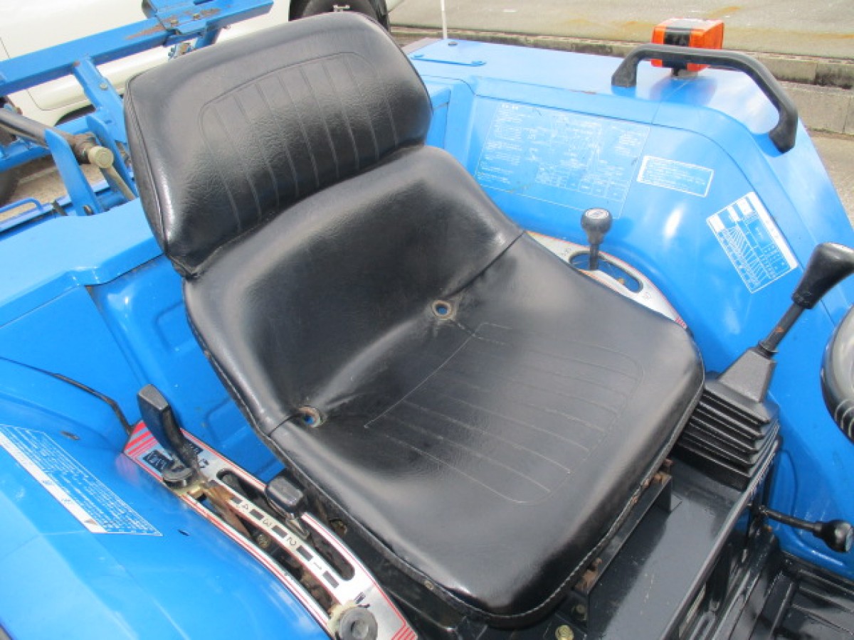 ЯПОНИЯISEKI LandLeader 215 / AutoFuji