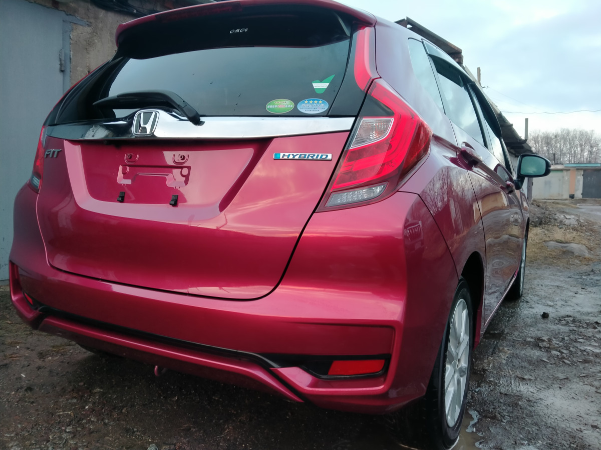 Honda Fit Hybrid L Honda Sensing  / AutoFuji