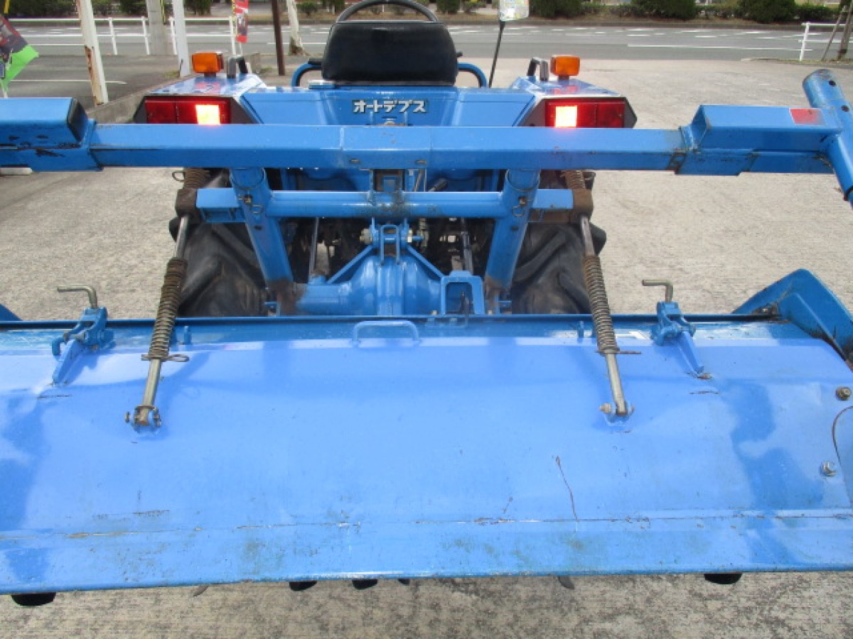 ЯПОНИЯISEKI LandLeader 215 / AutoFuji